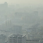 Smog nad miastem — zdjęcie ilustracyjne.