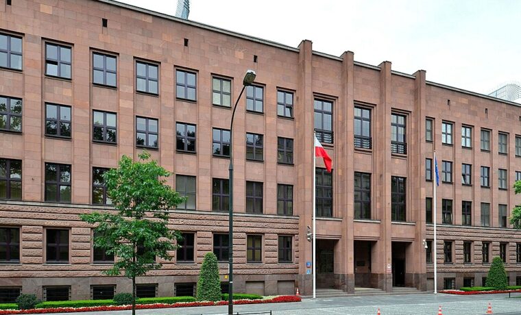Siedziba Ministerstwa Spraw Zagranicznych przy alei Szucha 23 w Warszawie, fotografia z 2014 roku. Instytucja organizująca nagrodę, nie dokumentacja ceremonii.