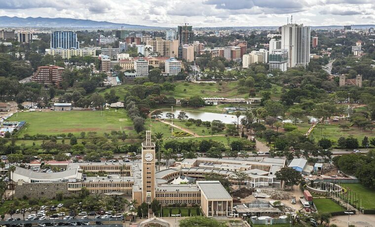 Budynki parlamentu Kenii i park Uhuru w Nairobi, fotografia z 23 kwietnia 2015 roku. Zdjęcie archiwalne instytucji, nie posiedzenia CEDAW.