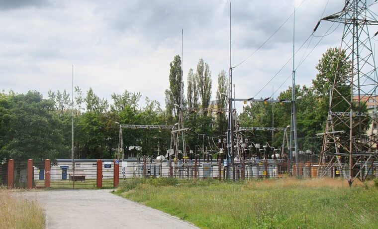Stacja elektroenergetyczna Łódź-Retkinia 110/15 kV, fotografia z 2014 roku; ilustracja infrastruktury elektroenergetycznej, nie jest częścią Harmony Link.